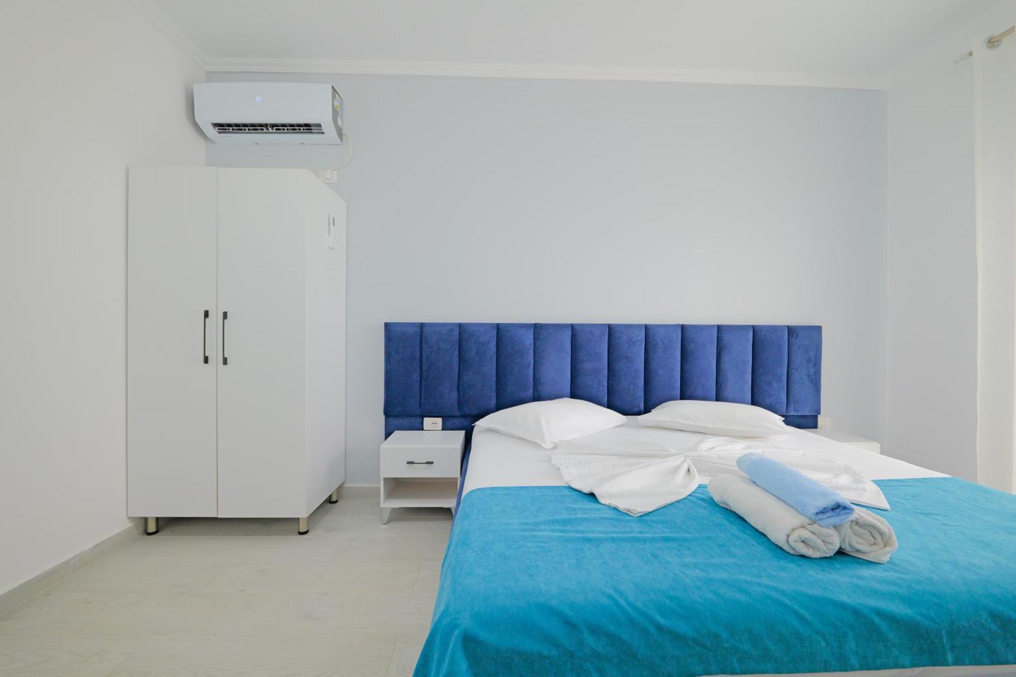 Marina Apartment
