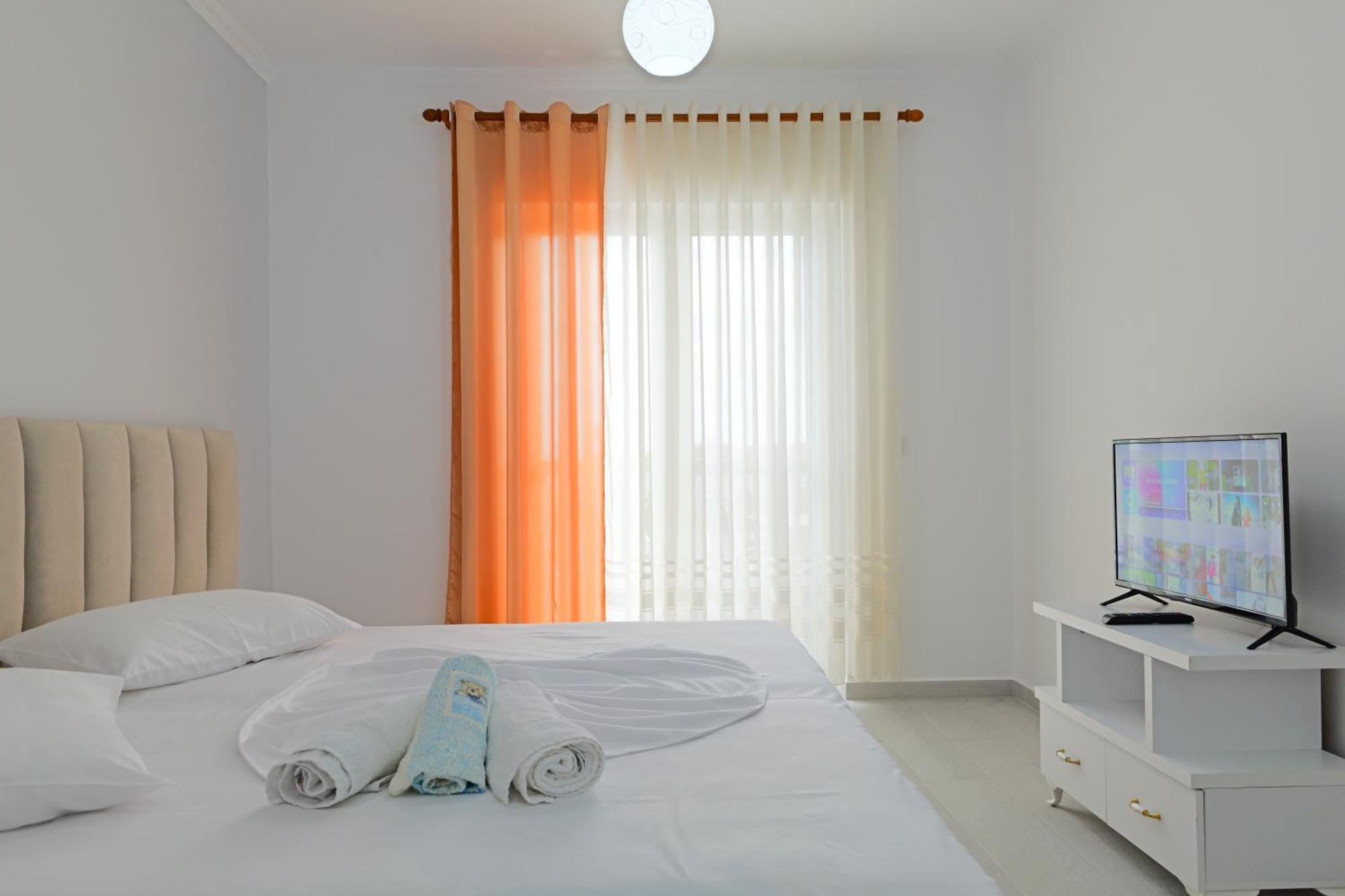 Marina Apartment *